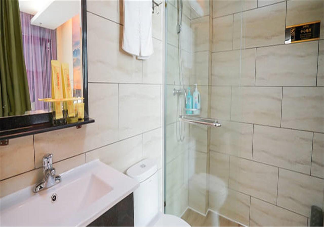 Xiamen Qingnian Yangguang Hotel - Wenzaodian Екстериор снимка